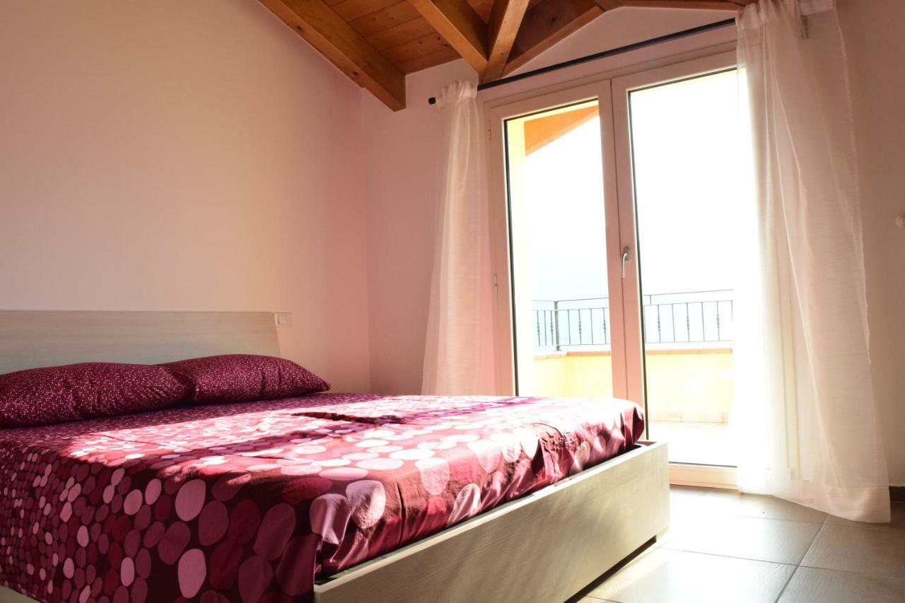 Appartamento Agnesi Monte Isola Exterior photo