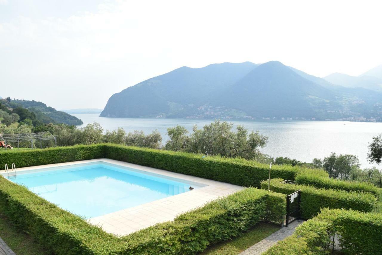 Appartamento Agnesi Monte Isola Exterior photo