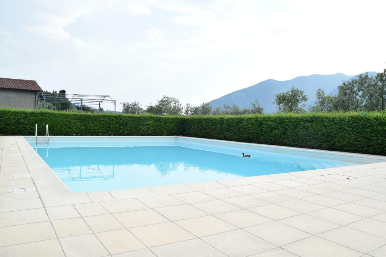 Appartamento Agnesi Monte Isola Exterior photo